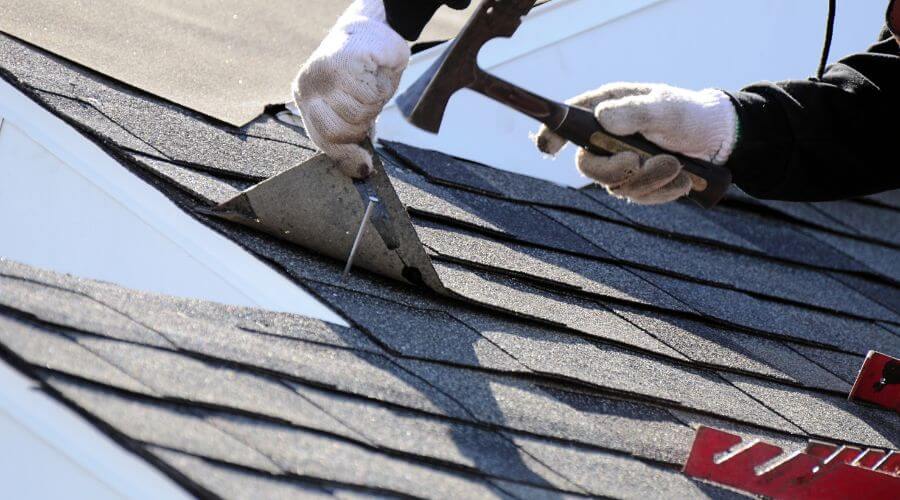 Expert Emergency Roof Repairs services in Le Roy, WV